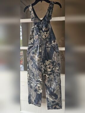 Size Small RedHead Kids Camo Print Overalls in Black and Tan